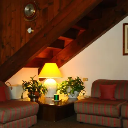 Sporting Ragno D'oro 호텔 코넬리아노